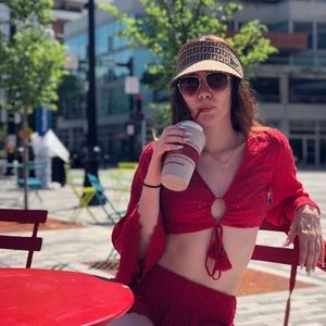 Meet your Posher, Isabella